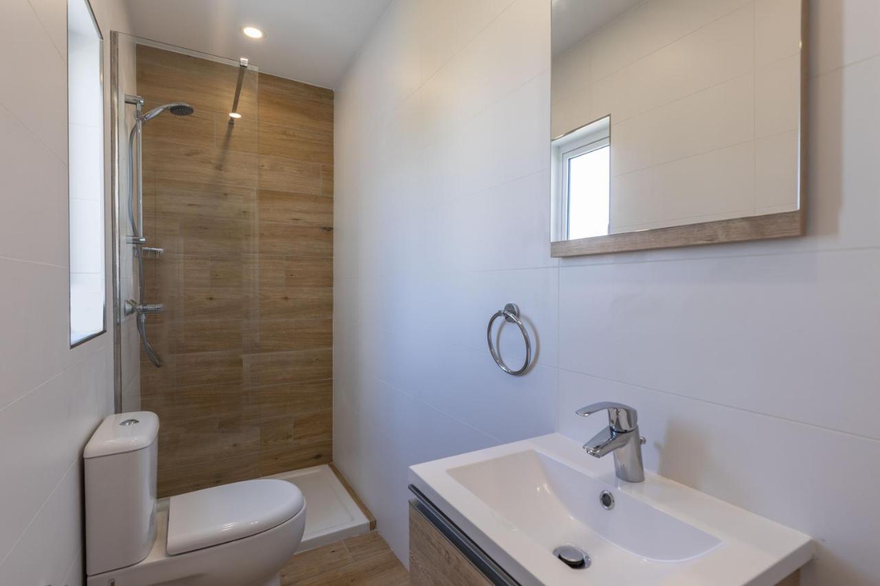 Unique Penthouse With Private Heated Jacuzzi, Close To Restaurants And Night Life Is-Swieqi Экстерьер фото